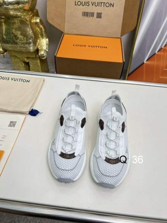Picture of Louis Vuitton Shoes _SKULVsz38-45AH080612589